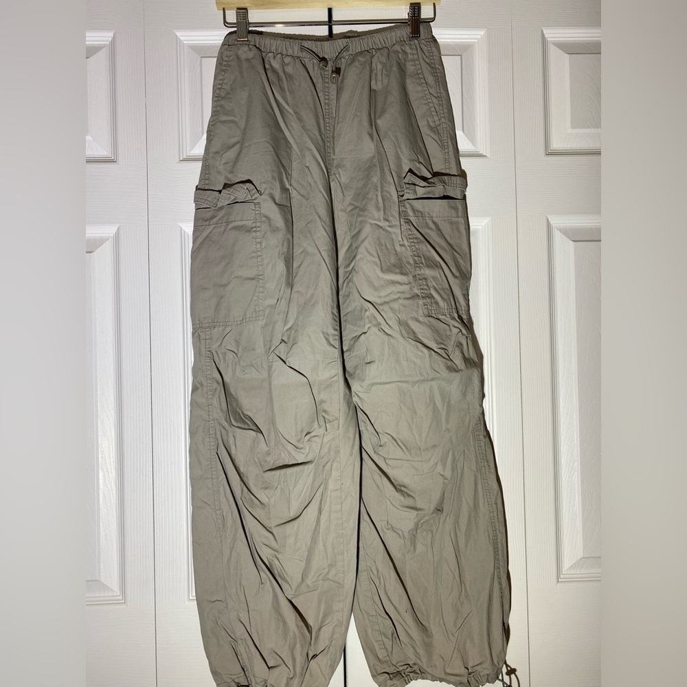 Wild Fable Women's Beige Cargo Pants
